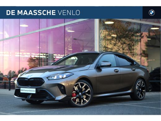 BMW 2 Serie 220 M Sport Automaat / Sportstoelen / Achteruitrijcamera / M Adaptief onderstel / Adaptieve LED /...