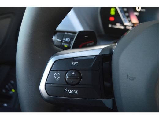 BMW 2 Serie 220 M Sport Automaat / Sportstoelen / Achteruitrijcamera / M Adaptief onderstel / Adaptieve LED /... ActivLease financial lease