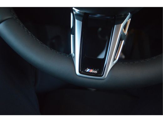 BMW 2 Serie 220 M Sport Automaat / Sportstoelen / Achteruitrijcamera / M Adaptief onderstel / Adaptieve LED /... ActivLease financial lease