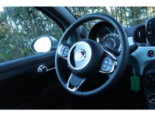 Fiat 500 1.0 Hybrid Dolcevita Finale | Cruise Control | Panoramadak | Carplay | Airco | Sensoren achter | LMV ActivLease financial lease