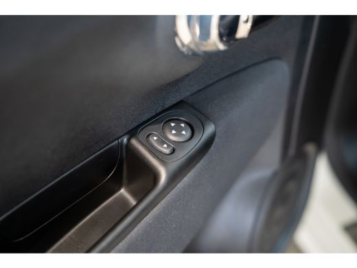 Fiat 500 1.0 Hybrid Dolcevita Finale | Panoramadak | NL Auto | Parkeersensoren | Apple Carplay & Android A... ActivLease financial lease