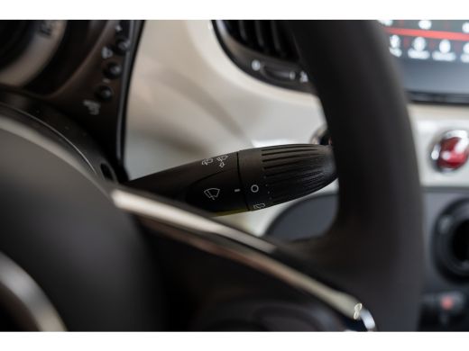 Fiat 500 1.0 Hybrid Dolcevita Finale | Panoramadak | NL Auto | Parkeersensoren | Apple Carplay & Android A... ActivLease financial lease