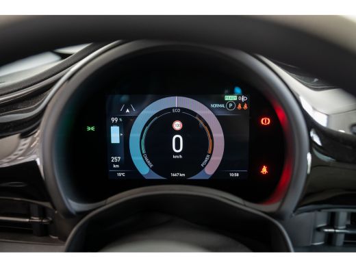 Fiat 500e 3+1 La Prima 42 kWh | Stoelverwarming | Climate Controle | Navigatie | Camera | Apple Carplay & A... ActivLease financial lease