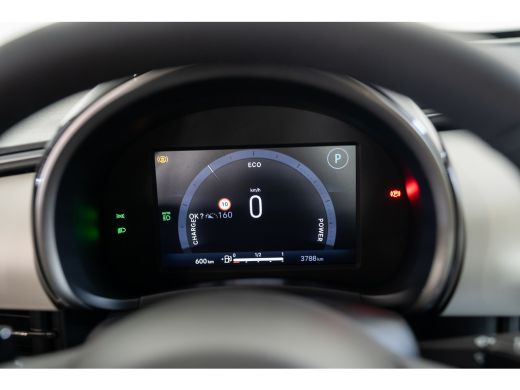 Fiat 600 1.2 Hybrid La Prima | Camera | Lederen bekleding | Stoelverwarming | Parkeersensoren | Keyless | ... ActivLease financial lease