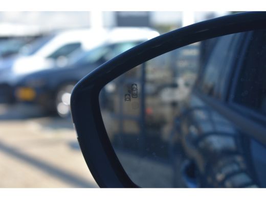 Fiat 600 La Prima | 10,25" touchscreen radio met Bluetooth, DAB & USB | 18" lichtmetalen velgen Diamont Cu... ActivLease financial lease