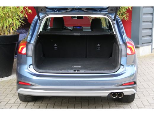 Ford Focus 1.5 EcoBoost Active Business | 1500kg trekgewicht! | Stoel+stuurverw. | Elek. a. klep | LED | 17'' ActivLease financial lease