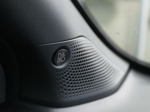 Ford Ranger 2.3 PHEV Wildtrack | 5 jaar fabrieksgarantie! | RIJKLAAR | 20'' Velgen | Wielkastverbreders | 360... ActivLease financial lease