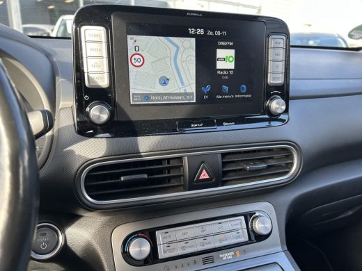Hyundai Kona EV Premium 64 kWh | Leer | Stoelverwarming + Stoelventilatie | Rijklaarprijs! ActivLease financial lease