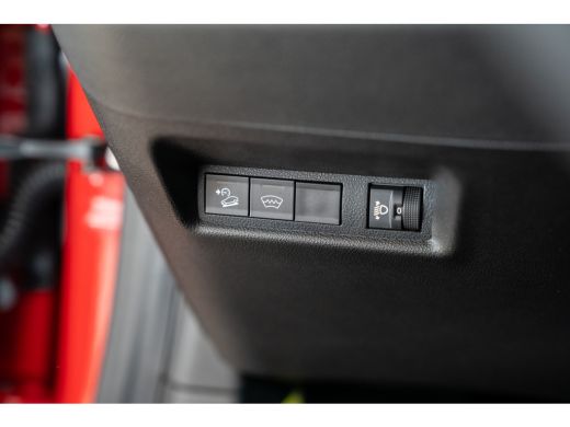 Jeep Avenger 1.2 e-Hybrid Summit | Navigatie | Camera | Keyless | Winter Pakket | Climate Controle | Apple Car... ActivLease financial lease