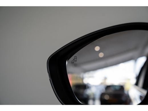 Jeep Avenger 1.2 e-Hybrid Summit | Navigatie | Camera | Keyless | Winter Pakket | Climate Controle | Apple Car... ActivLease financial lease