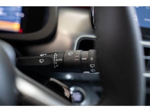 Jeep Avenger 1.2 e-Hybrid Summit | Navigatie | Camera | Keyless | Winter Pakket | Climate Controle | Apple Car... ActivLease financial lease