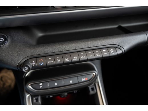 Jeep Avenger 1.2 e-Hybrid Summit | Navigatie | Camera | Keyless | Winter Pakket | Climate Controle | Apple Car... ActivLease financial lease