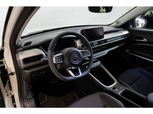 Jeep Avenger 1.2 e-Hybrid Summit | Navigatie | Climate Controle | 18 Incht lichtmetalen velgen | Apple Carplay... ActivLease financial lease