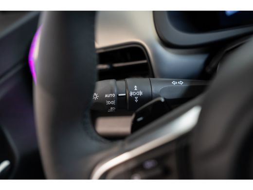 Jeep Avenger 1.2 e-Hybrid Summit | Navigatie | Climate Controle | 18 Incht lichtmetalen velgen | Apple Carplay... ActivLease financial lease