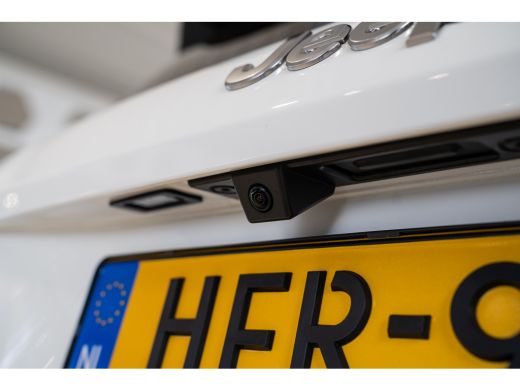 Jeep Avenger 1.2 e-Hybrid Summit | Navigatie | Climate Controle | 18 Incht lichtmetalen velgen | Apple Carplay... ActivLease financial lease