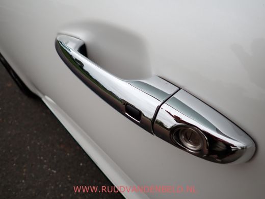 Kia e-Niro DynamicPlusLine 64kWh 97%SOH WARMTEPOMP/ACC/CAMERA/CARPLAY/KEYLESS ActivLease financial lease