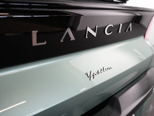 Lancia Ypsilon LX - Electric Automaat ActivLease financial lease