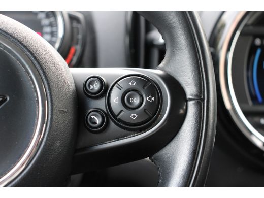 Mini Countryman 2.0 Cooper S E ALL4 | NL-AUTO! | 1 EIGENAAR! | STOELVERWARMING | LEDER | LED | PARK SENS V+A | DE... ActivLease financial lease