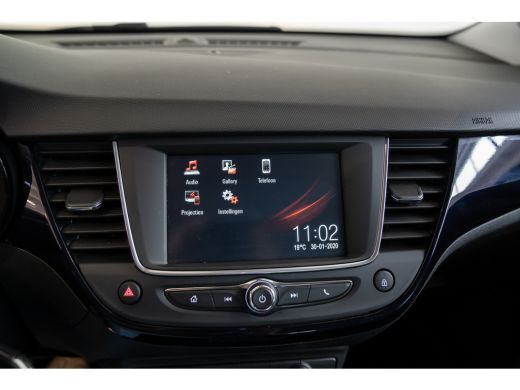 Opel Crossland X 1.2 120 Jaar Edition | Trekhaak | Apple Carplay & Android Auto | Lichtmetalen velgen | Cruise Con... ActivLease financial lease