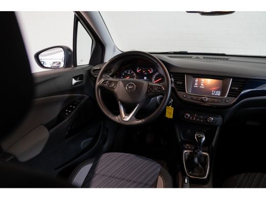 Opel Crossland X 1.2 120 Jaar Edition | Trekhaak | Apple Carplay & Android Auto | Lichtmetalen velgen | Cruise Con... ActivLease financial lease