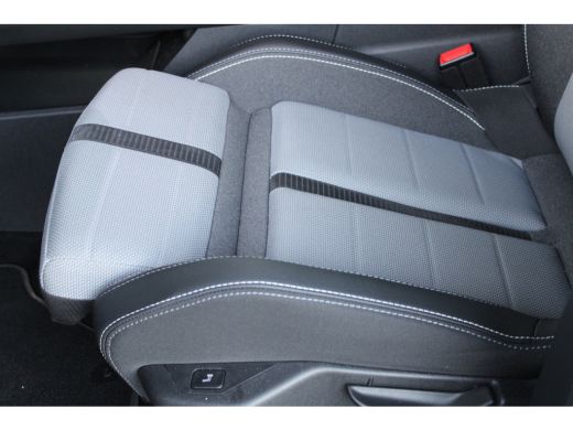 Opel Grandland 1.2 Turbo Hybrid GS | Matrix Led | Comfortstoelen | Afneembare Trekhaak | Navigatiesysteem | ActivLease financial lease