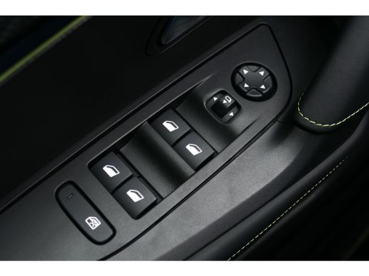 Peugeot 2008 1.2 PURETECH 130PK GT PACK AUTOMAAT / NAVI / ALCANTARA / PDC / CLIMA / 17"LMV / CAMERA V+A / KEYL... ActivLease financial lease