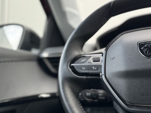 Peugeot 208 1.2 Mild Hybrid 100 Allure 145PK AUT | Comfort Pakket | Keyless Start & Entry | Achteruitrijcamer... ActivLease financial lease