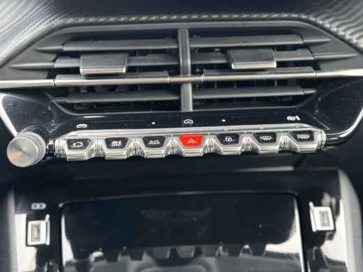 Peugeot 208 1.2 Mild Hybrid 100 Allure 145PK AUT | Comfort Pakket | Keyless Start & Entry | Achteruitrijcamer... ActivLease financial lease