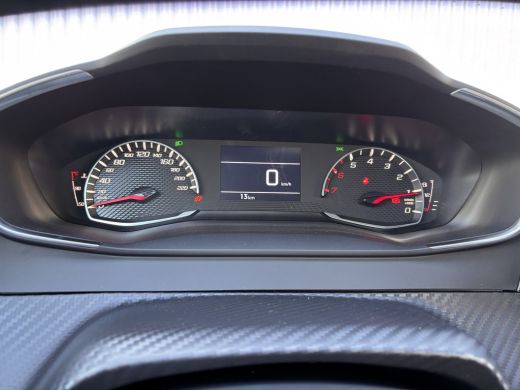 Peugeot 208 Style | 6 airbags (adaptieve front-, zij- en window-airbags) | Airconditioning | Cruise control m... ActivLease financial lease