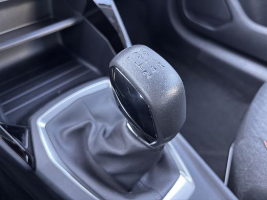 Peugeot 208 Style | 6 airbags (adaptieve front-, zij- en window-airbags) | Airconditioning | Cruise control m... ActivLease financial lease