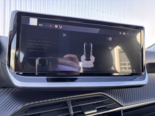 Peugeot 208 Style | 6 airbags (adaptieve front-, zij- en window-airbags) | Airconditioning | Cruise control m... ActivLease financial lease