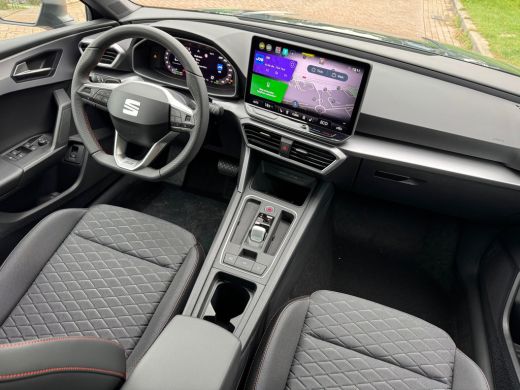 Seat Leon 1.5 TSI e-Hybrid 204pk DSG FR Business | Trekhaak, wegklapbaar | Stoel- en stuurverwarming | Keyl... ActivLease financial lease