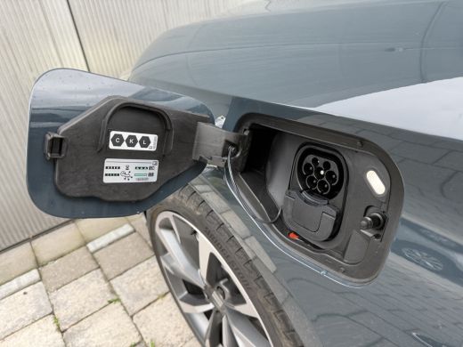 Seat Leon 1.5 TSI e-Hybrid FR Business ActivLease financial lease