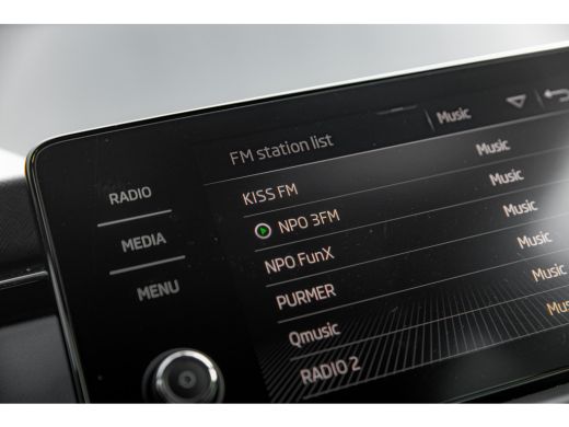 Skoda Kamiq 1.0 TSI Ambition | Automaat | Carplay | Cruise control | Airco ActivLease financial lease