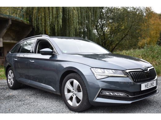 Skoda Superb Combi iV 218PK DSG HYBRID BUSINESS TREKHAAK/NAVI/VIRTUAL ActivLease financial lease