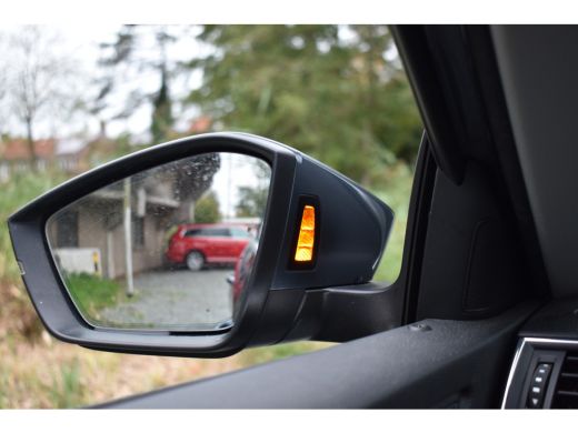 Skoda Superb Combi iV 218PK DSG HYBRID BUSINESS TREKHAAK/NAVI/VIRTUAL ActivLease financial lease