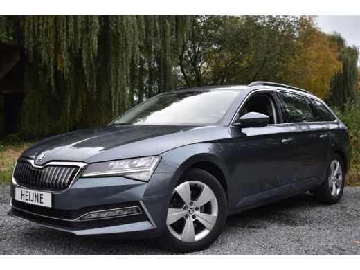 Skoda Superb Combi iV 218PK DSG HYBRID BUSINESS TREKHAAK/NAVI/VIRTUAL ActivLease financial lease