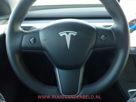 Tesla Model Y Long Range AWD 75kWh 90%SOH FSD-AUTOPILOT/20''/PREMIUM-WHITE-INTERIEUR ActivLease financial lease
