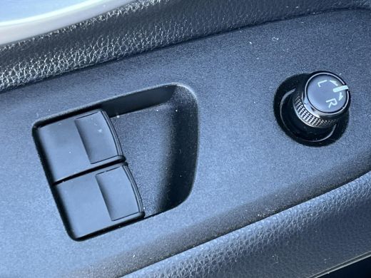 Toyota Aygo 1.0 VVT-i MT Play | Airconditioning | Carplay | Parkeercamera | Adaptive cruise control | ActivLease financial lease