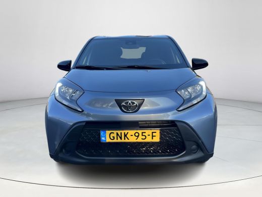 Toyota Aygo 1.0 VVT-i MT Play | Airconditioning | Carplay | Parkeercamera | Adaptive cruise control | ActivLease financial lease