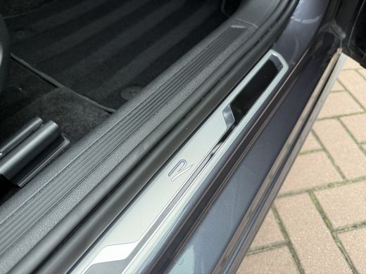 Volkswagen Polo 1.0 TSI 95pk R-Line Business ActivLease financial lease