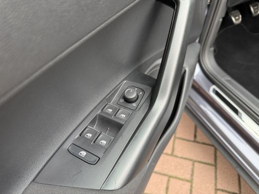 Volkswagen Polo 1.0 TSI 95pk R-Line Business ActivLease financial lease