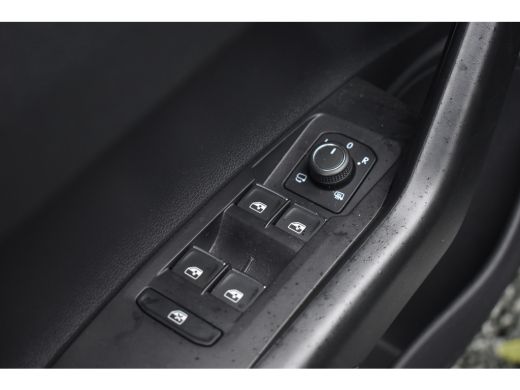 Volkswagen Polo GTI 2.0 TSI 210PK DSG VIRTUAL/LED/CARPLAY ActivLease financial lease