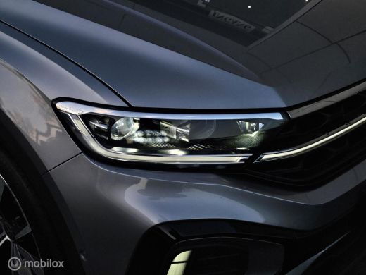 Volkswagen T-Roc 1.5 TSI 3x R-Line Panorama/IQ Light/Keyless/Twotone ActivLease financial lease