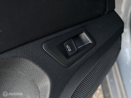 Volkswagen T-Roc 1.5 TSI 3x R-Line Panorama/IQ Light/Keyless/Twotone ActivLease financial lease