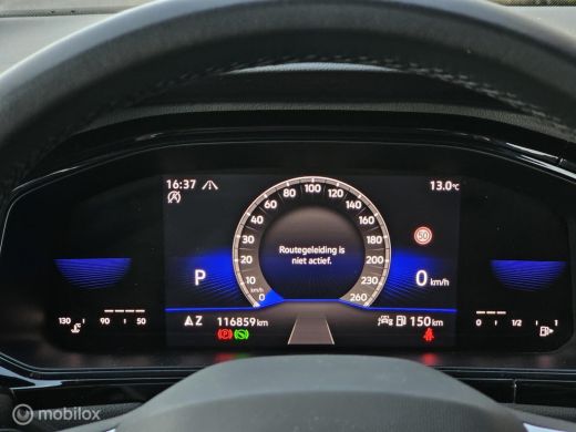 Volkswagen T-Roc 1.5 TSI 3x R-Line Panorama/IQ Light/Keyless/Twotone ActivLease financial lease