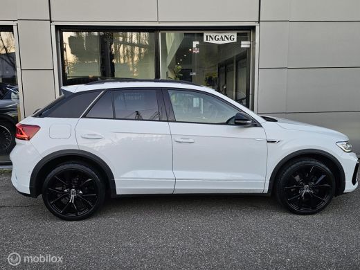 Volkswagen T-Roc 1.5 TSI 3x R-line Panorama/Keyless/Beats/Black Style ActivLease financial lease