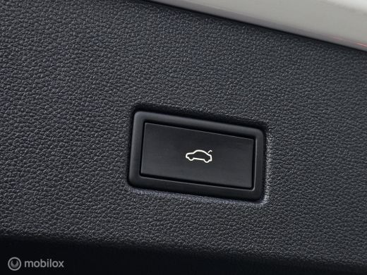 Volkswagen T-Roc 1.5 TSI 3x R-line Panorama/Keyless/Beats/Black Style ActivLease financial lease