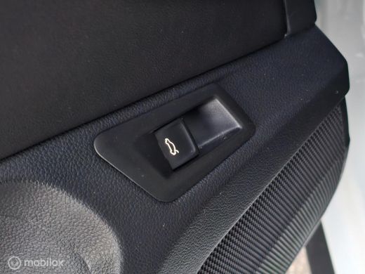 Volkswagen T-Roc 1.5 TSI 3x R-line Panorama/Keyless/Beats/Black Style ActivLease financial lease