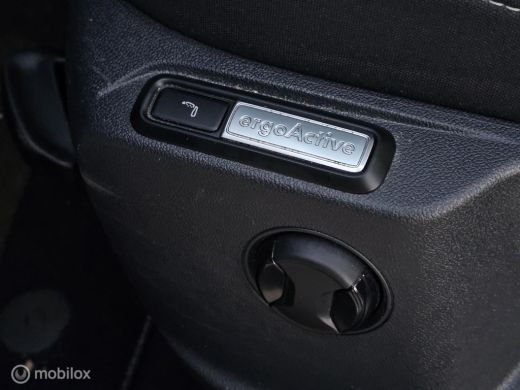 Volkswagen T-Roc 1.5 TSI 3x R-line Panorama/Keyless/Beats/Black Style ActivLease financial lease